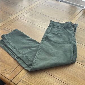 Women’s American Eagle  Green Corduroy Pants size 8